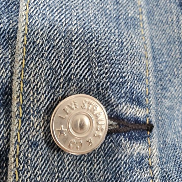 Levis Womens Iconic Classic Blue Jean Denim Jacket Small Button Front Pockets - Picture 8 of 11